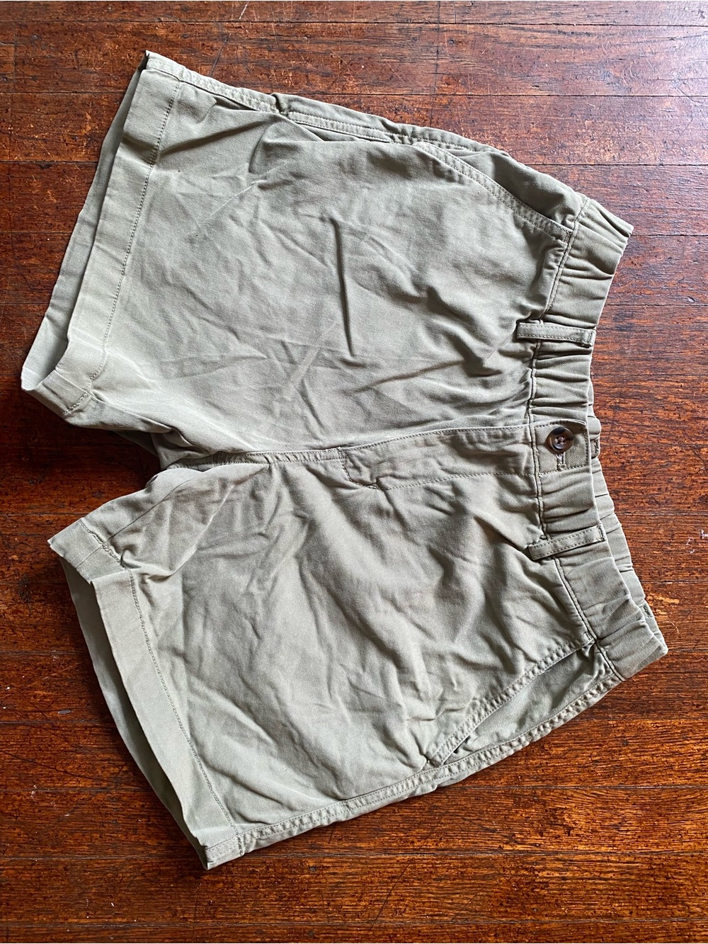 Bear Bottom Mens Stretch Shorts in Light Olive